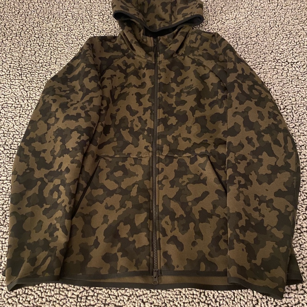 Nike Tech Fleece